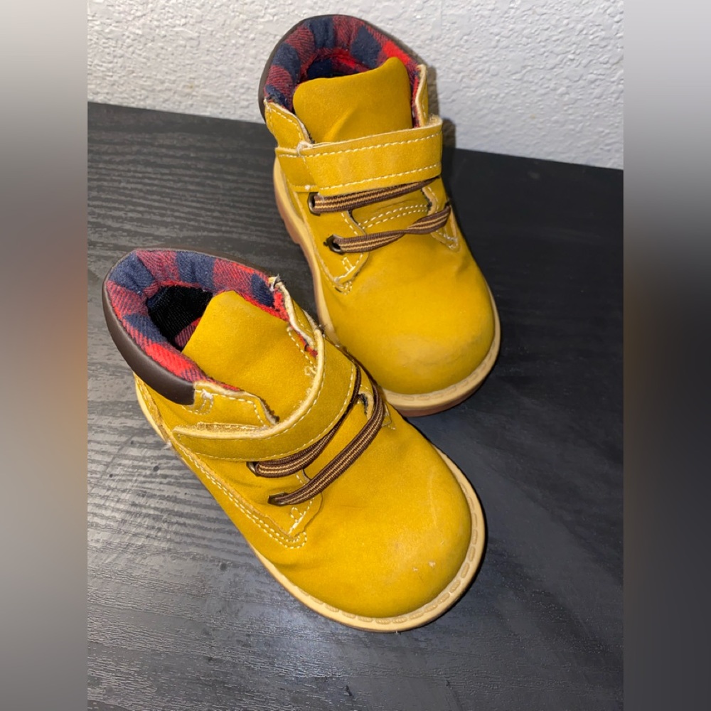 Garanimals boots